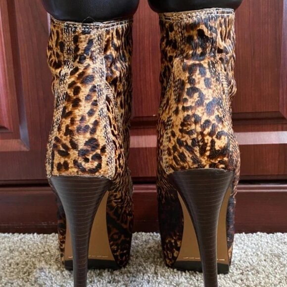 Authentic ZiGi Girl Z-JO Leopard Print Platform Boots 6" Heel - Picture 7 of 8